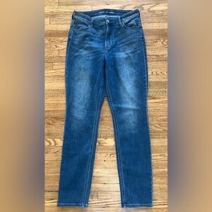 Old Navy High Rise Wow Straight Jeans Dark Wash 10 Tall